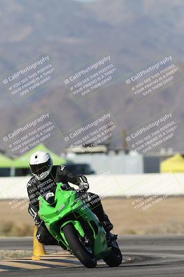 media/Jan-15-2026-Racers Edge (Thu) [[dfebeb70ab]]/3-B Group/Session 1 Turn 15/